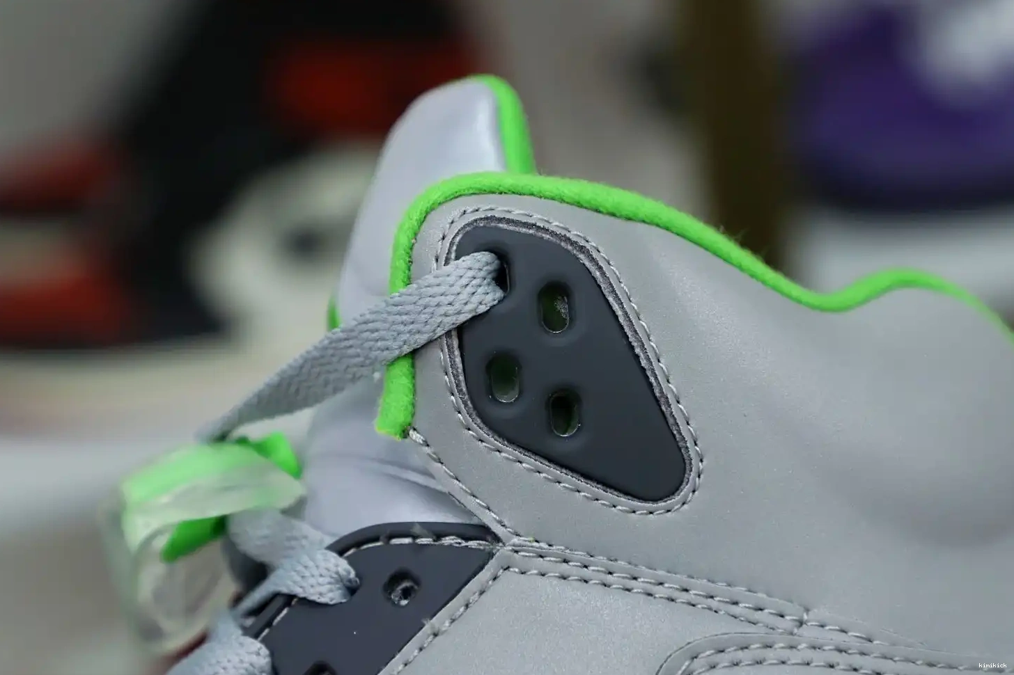 Kimikick 2022 BEAN' 5 RETRO JORDAN 'GREEN AIR 0430